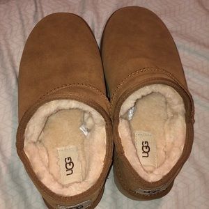 COPY - Ugg slippers